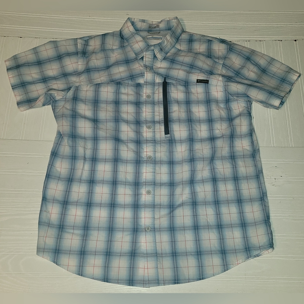 Columbia Men's Slim Fit Plaid Short Sleeve Button Down Shirt with Front Zipper